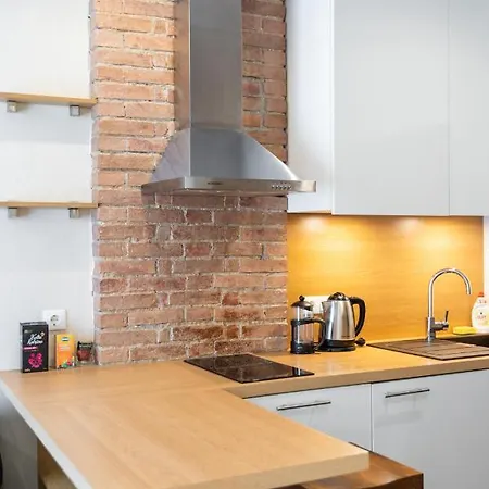Cozy Studio In Telliskivi Creative Area Διαμέρισμα *
